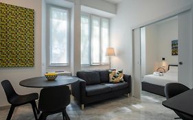 Luna Homes - Bilocale In Mac Mahon